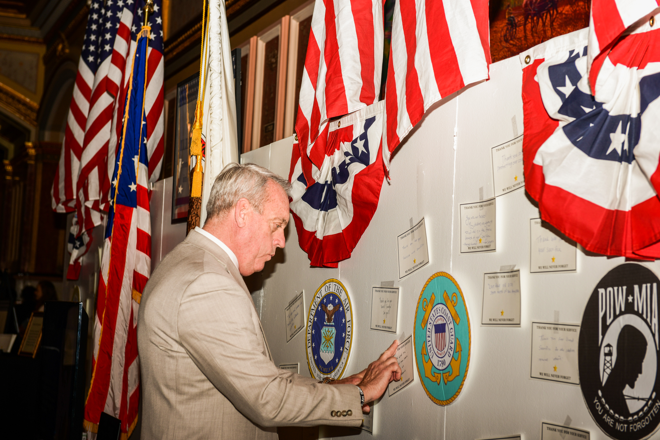 Sen. Fowler asks for photos and stories of veterans to be showcased at Illinois Capitol
