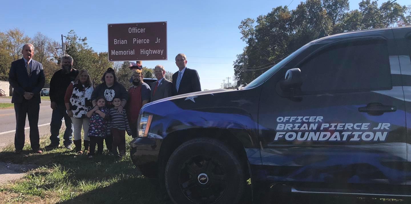 Sen. Fowler and Reps. Jacobs and Windhorst honor fallen officer Brian Pierce Jr.